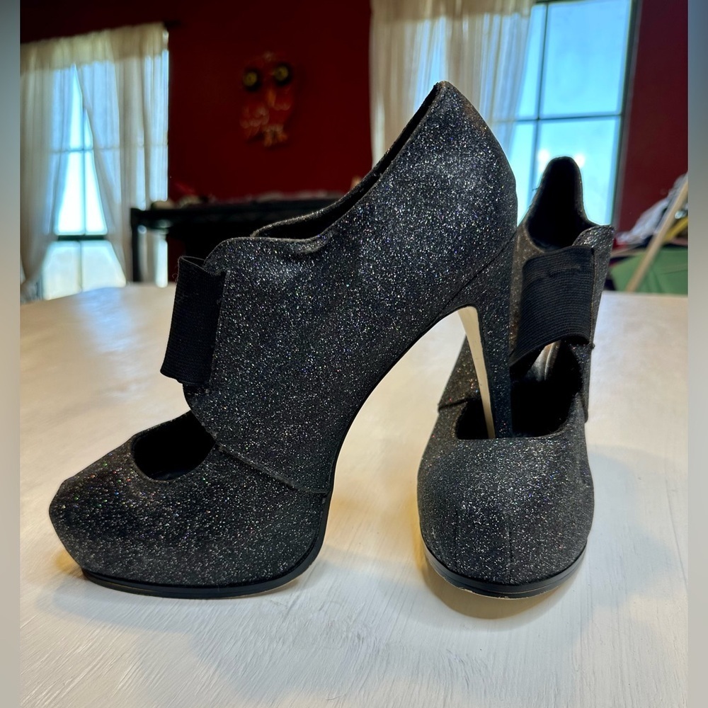 City Streets Black Glitter Mary Jane Layla Heels 9.5M 5” Stiletto Pumps
